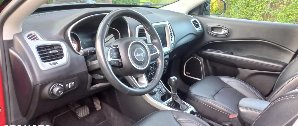 Jeep Compass cena 91999 przebieg: 52213, rok produkcji 2019 z Młynary małe 301